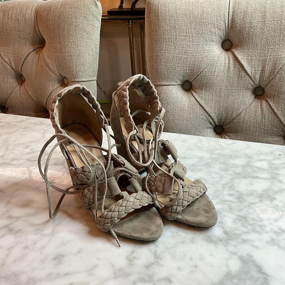 Raye excellent used condition